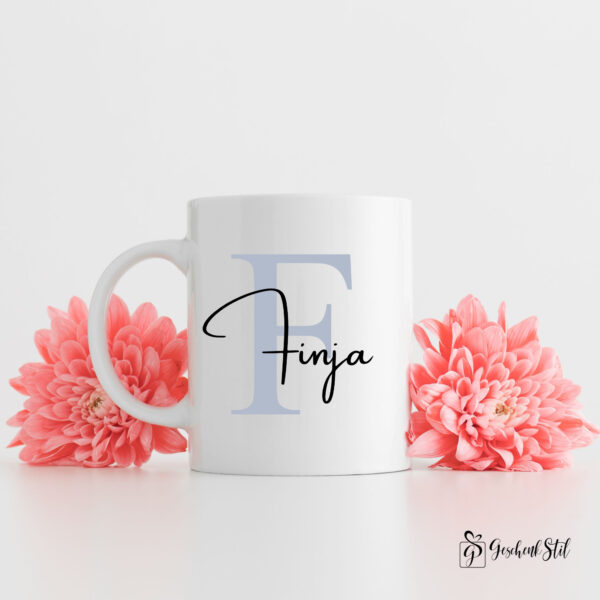 Tasse mit Initial und Name – Bild 3