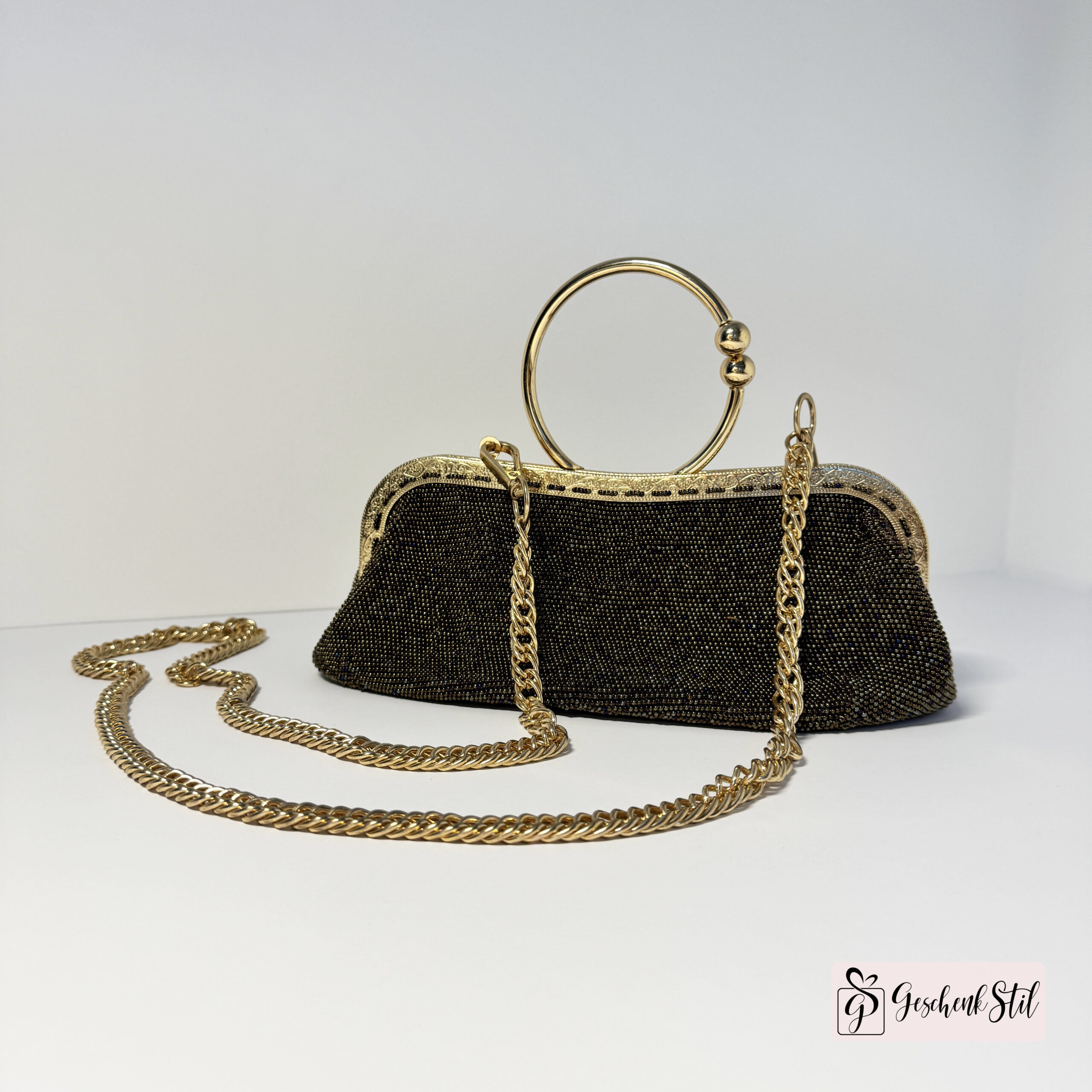 Abendtasche mit Ringverschluss aus Glasperlen Abendtasche mit Ringverschluss aus Glasperlen